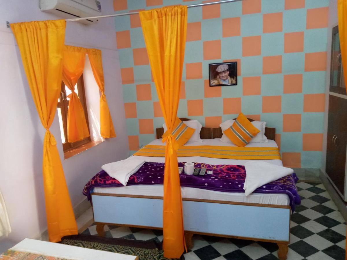 Ratan Hostel Джайсалмер Екстериор снимка