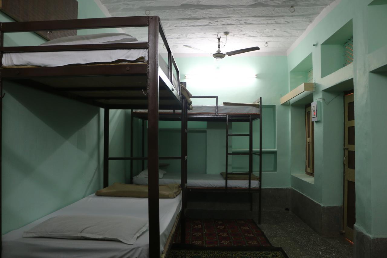 Ratan Hostel Джайсалмер Екстериор снимка